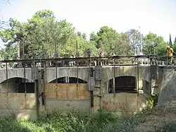 Tore zum Anhalten und Freigeben der Strömung