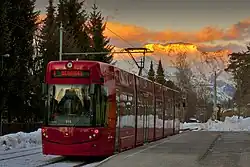 Triebwagen 315 an der Endstation in Igls