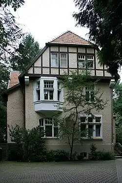 Wohnhaus auf dem Gelände der Hardterwald-Klinik (L&nbsp;017)