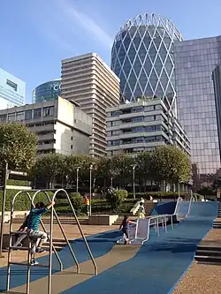 Der fertiggestellte Turm am 9. September 2014.