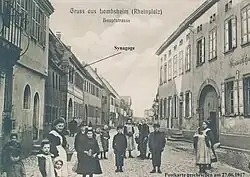 Hauptstraße mit Synagoge in Lambsheim (Postkarte vor 1917)