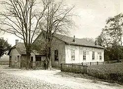 Nebengebäude mit Pauksaal (um 1895)