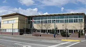 Rathaus und Bibliothek von Langley