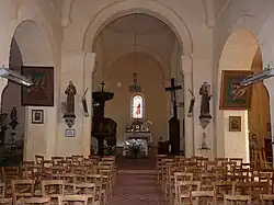 Hauptschiff mit Blick auf den Chor