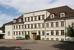 Schulhaus