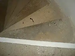 Hoher Turm 165 Stufen, Kaiserstein, zum Verlies