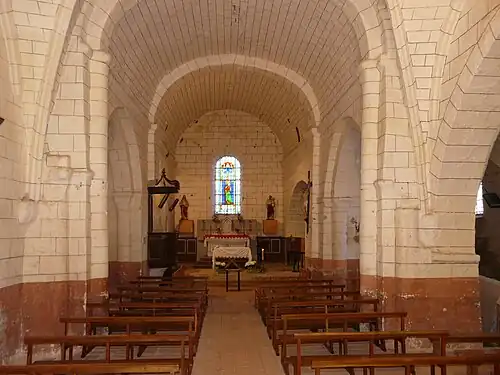 Romanisches Kirchenschiff