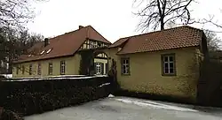 Das Torhaus des Wasser­schlosses Ledenburg