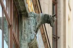 Eine der Kupferfiguren: Der Wolf