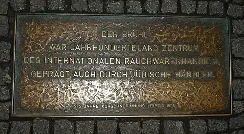 „Der Brühl war jahrhundertelang Zentrum des internationalen Rauchwarenhandels, geprägt auch durch jüdische Händler.“