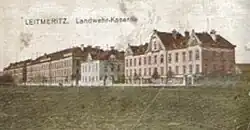 Landwehr-Kaserne mit Artillerie-Kaserne in Leitmeritz (Kamýcká 29) (Gebäude 2015 noch existent) Koordinate: 50°&nbsp;32′&nbsp;5″&nbsp;N, 14°&nbsp;8′&nbsp;49″&nbsp;O50.53472222222214.146944444444 (Gebäude noch existent)