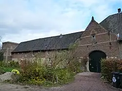 Westflügel der Vorburg mit ehemaligem Torhaus