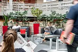 Leseecke in der Bibliothek