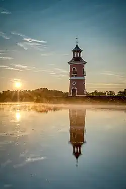 Leuchtturm Moritzburg bei Sonnenaufgang