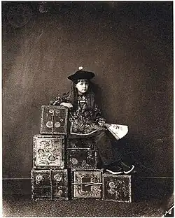 Xie Kitchin als Teehändlerin (1873), aus der Sammlung Wilfried und Ute Wiegand