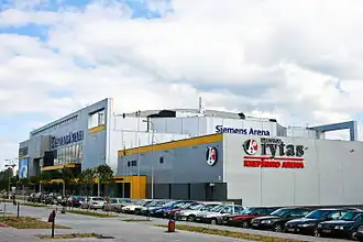 Im Vordergrund die Active Vilnius Arena und dahinter die Avia Solutions Group Arena (2007)