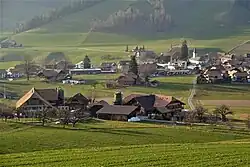 Linden (BE) – Generalansicht mit Umgebung von Südosten