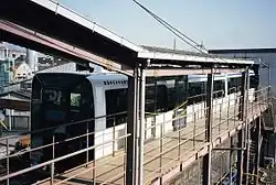 Magnetschwebefahrzeug (später Linimo) auf der HSST-Versuchsstrecke (Mai 2003)