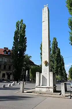 Platz der Französischen Revolution mit der Illyrischen Säule