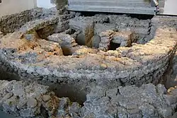 Basilika Enns-Lorch: römische Grundmauern