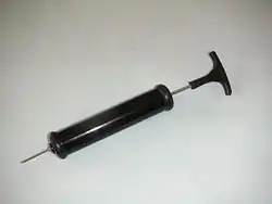 Luftpumpe für Bälle