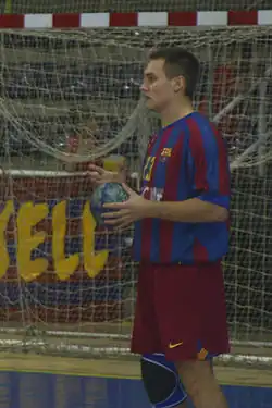 Luka Žvižej im Trikot des FC Barcelona