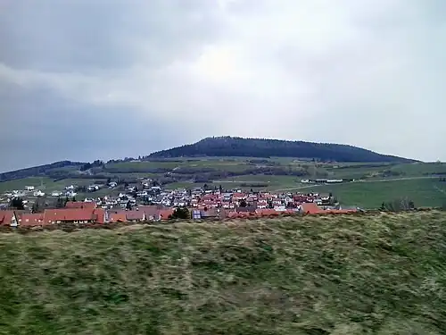 Blick über Talheim hinweg zum Lupfen
