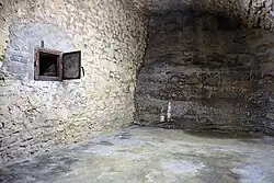 Kasematte aus der spanischen Zeit (um 1640) im Keller des Gebäudes.