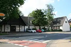 Jugendheim mit Turnhalle