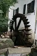 Das Wasserrad der Schrofmühle, heute ein Museum
