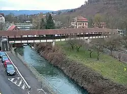 Blick von oben auf die Mühlenbrücke und den Eselwerder