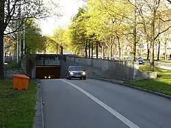 Tunnelausfahrt in den Franz-Josef-Strauß-Ring