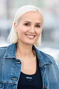 Regisseurin Julia Ducournau und die Haupt­dar­stellerin Golshifteh Farahani, die die Mutter spielt