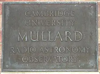 Plakette der Mullard Foundation