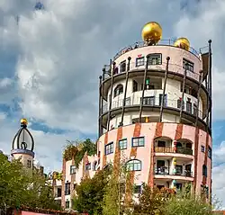 Turm an der Ostseite