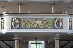 Stuckdekor an der Empore