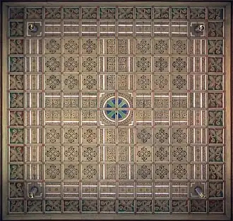 Kassettendecke von 1835 im Bereich der Vierung