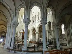 Umgang zum Binnenchor