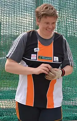 Nach den Weltmeisterschaften 2003 und den Europameisterschaften 2002 zum dritten Mal Bronze für Manuela&nbsp;Montebrun