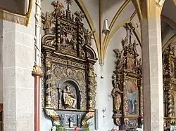 Seitenaltäre Pietà und Josephi