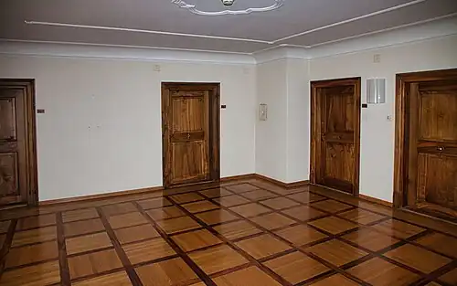 Oberes Stockwerk: Zugang zu den Büro-/Wohnzimmern der Patres