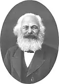 Karl Marx: Durch Horiki wird Yōzo in eine Untergrundbewegung aufgenommen, die die Lehren der marxistischen Wirtschaftstheorie propagieren (S. 65).