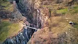 Massaschlucht mit Brücke bei Bitsch