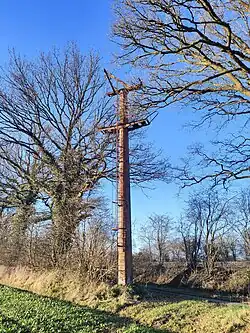 Mast der Drahtseilbahn Alsen in Ohlendorf im Januar 2023
