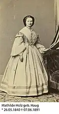 Mathilde Haug, Tochter von Carl Friedrich Haug und seiner Ehefrau Theophanie Conradi, Adoptivtochter von Arthur Conradi und Emilie Roser