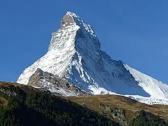 Matterhorn mit Hirli (links)