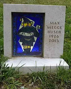 Max Buser «Megge» (1926–2015) Schnitzelbänggler, Basler Fasnachtslegende. Grab auf dem Friedhof am Hörnli