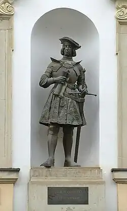 Bronzestatue Maximilian&nbsp;I. am Städtischen Kaufhaus (2012)