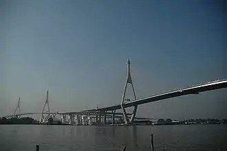 Bhumibol-Brücke สะพานภูมิพล