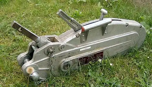 Mehrzweckzug mit 30&nbsp;kN Zugkraft